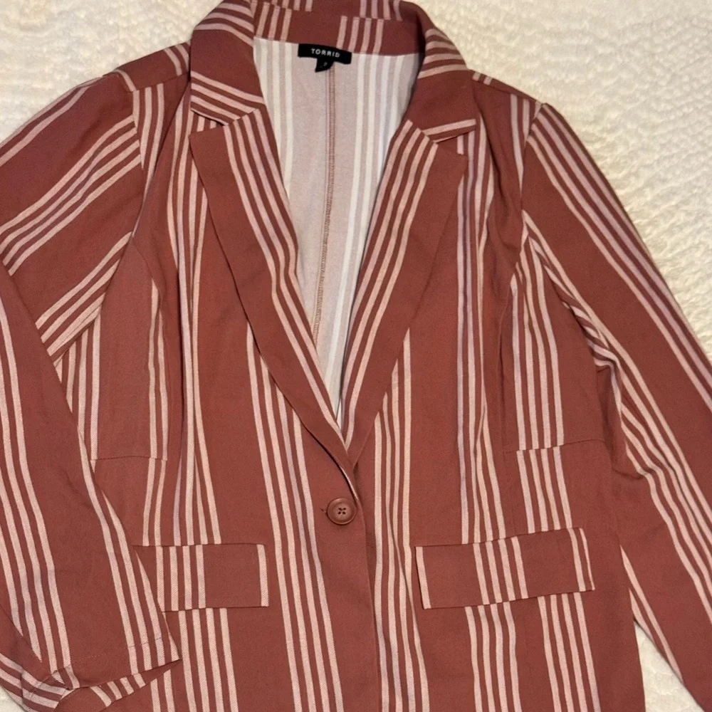 Torrid Pink Striped Blazer - Picture 2 of 4